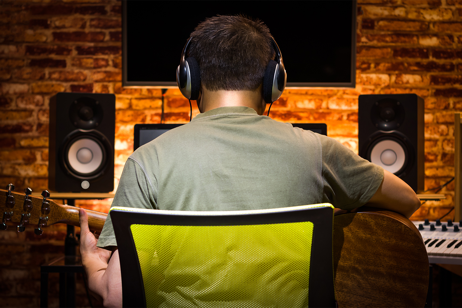 How And Why You Should Think Of Songwriting As Your Job