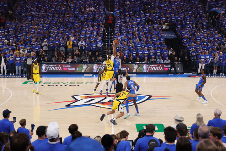 Thunder, Pacers tip off