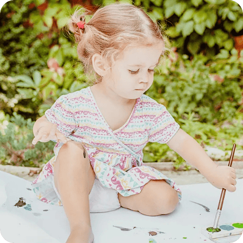 7 Outdoor Art Projects That Are Easy to Clean Up