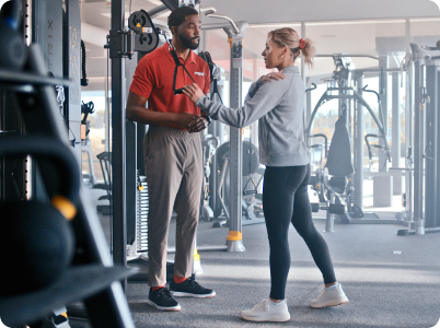 JFW consultant showing customer functional trainers