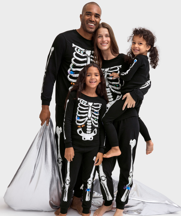 $19.99 Puffers + $5 Hats or Gloves with puffer purchase