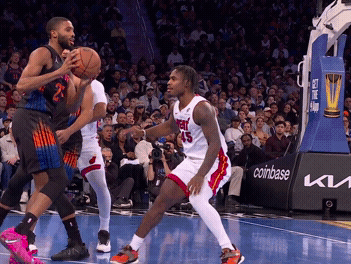 Karl-Anthony Towns 3-point shot Karl-Anthony Towns 3-point shot