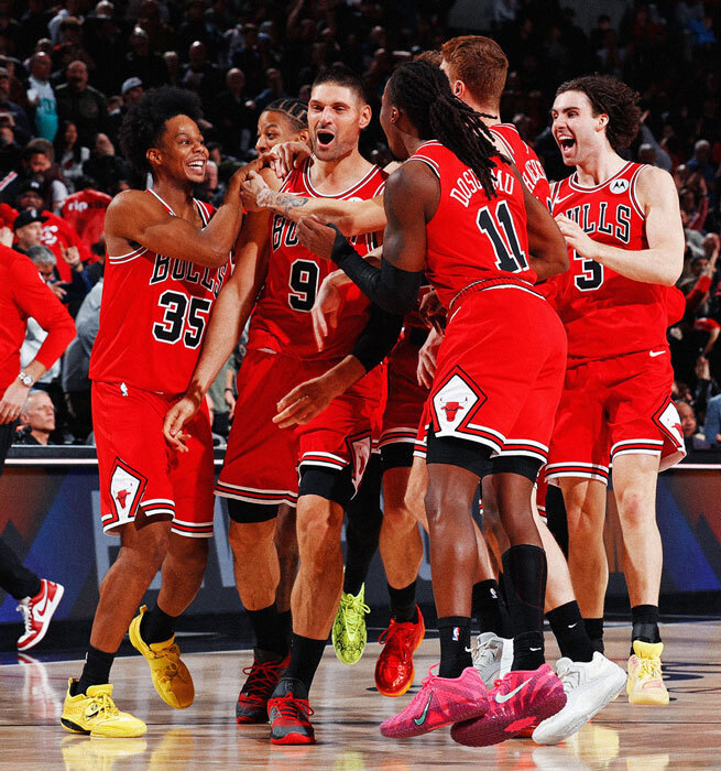 Bulls celebrate win