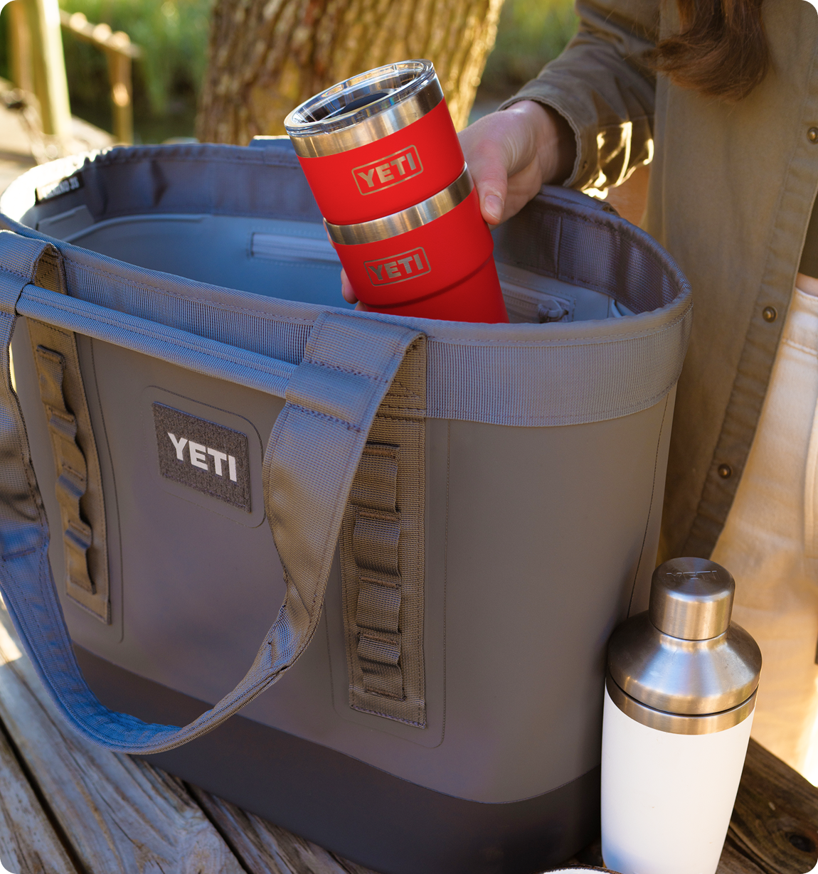 Snag A Camino® Carryall