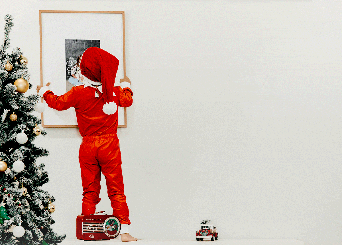 [Mixtiles] Capture the happiest moment of the season with Mixtiles | SHOP NOW