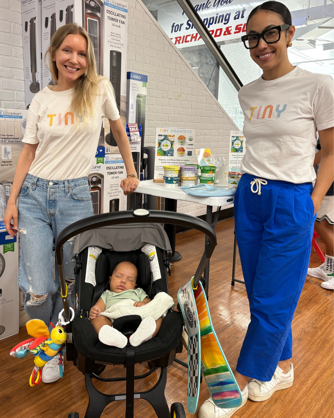 Tiny Organics co-founders Sofia and Carolyn