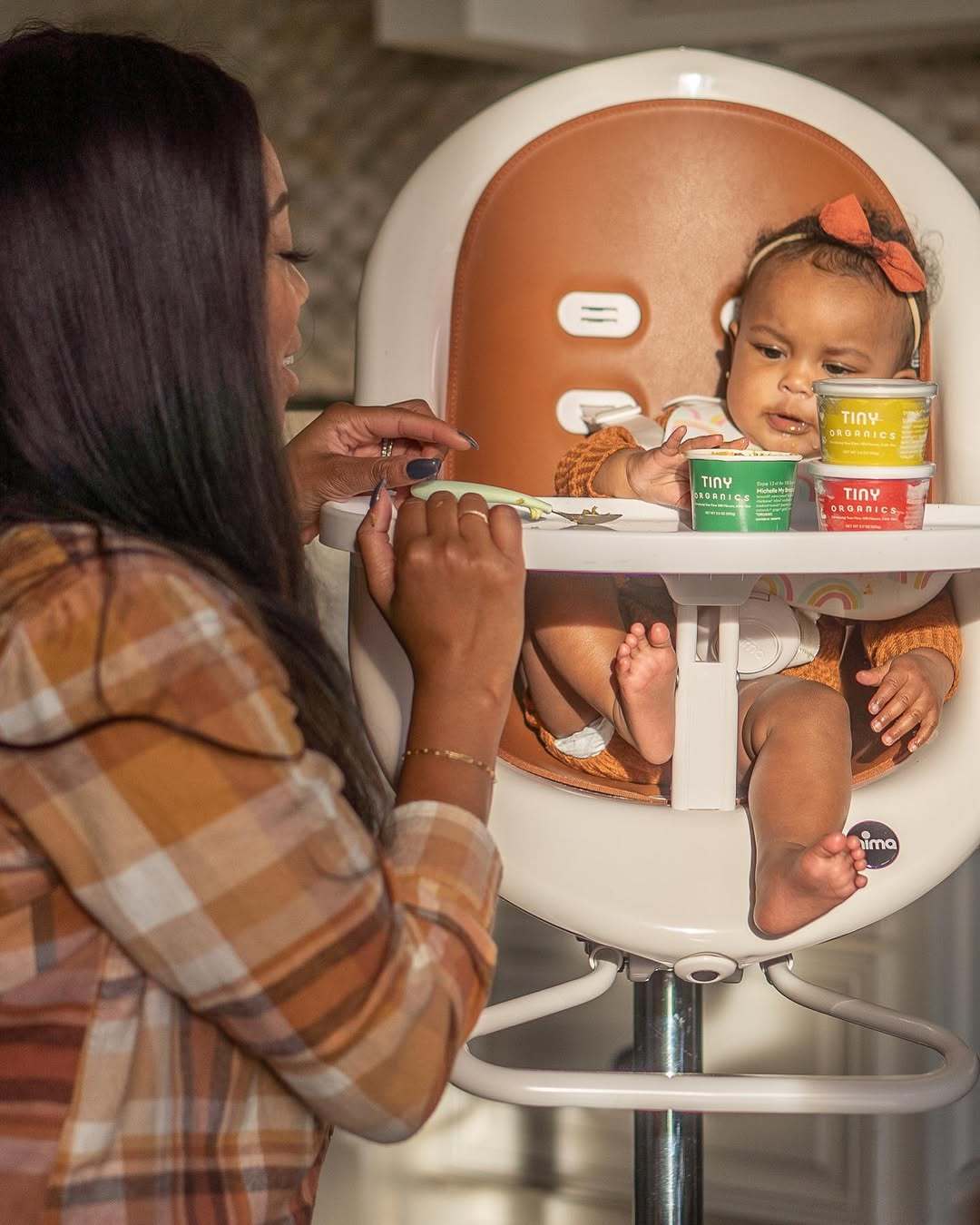 Tiny Organics family mealtime moment