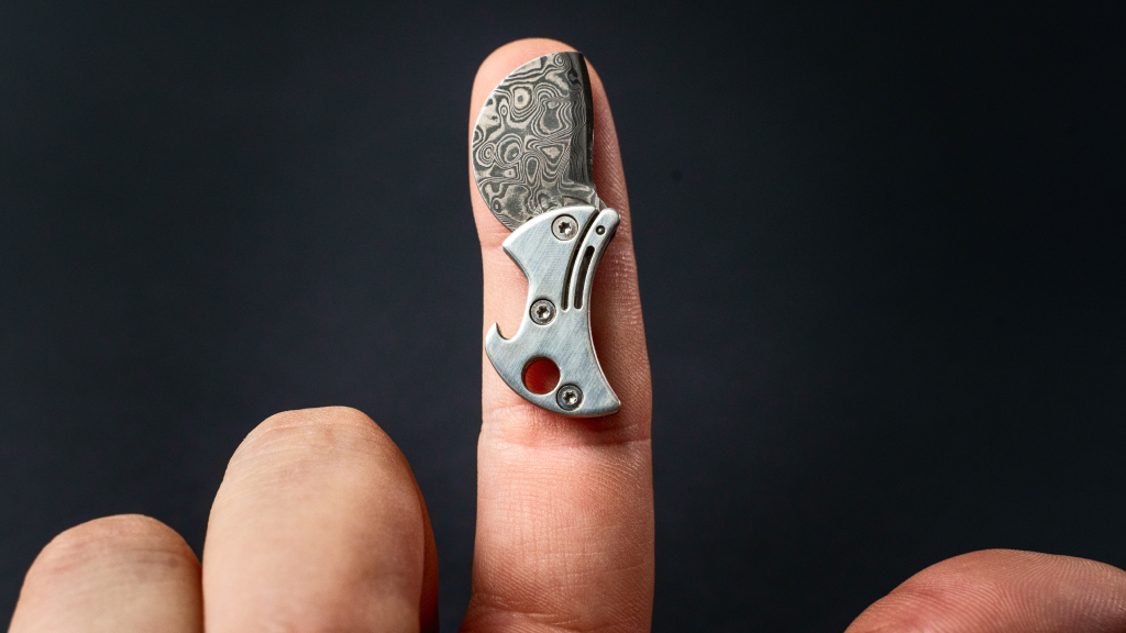 COiN: Cutter That’s As Small As a Quarter