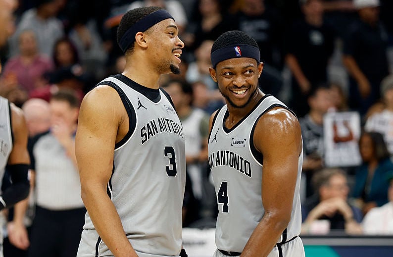 Keldon Johnson, De'Aaron Fox