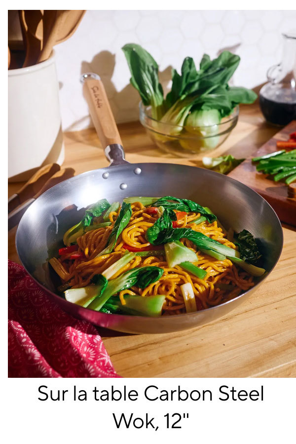 Sur la table Carbon Steel Wok, 12