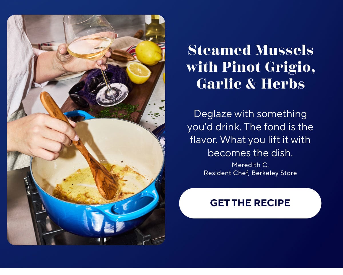 Steamed Mussels with Pinot Grigio, Garlic & Herbs