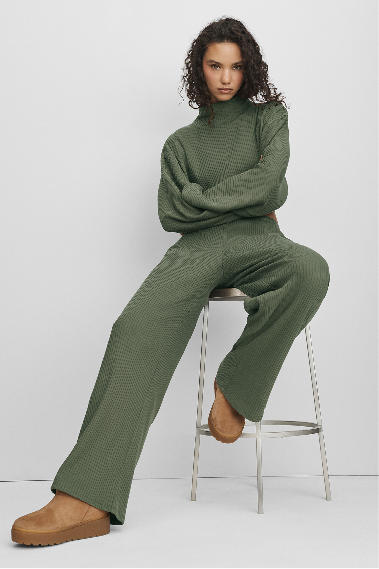 Ribbed Mid-Rise Reset Pant