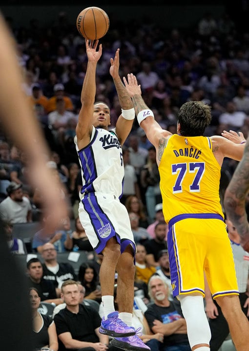 Darius Acuff Jr., Luka Dončić